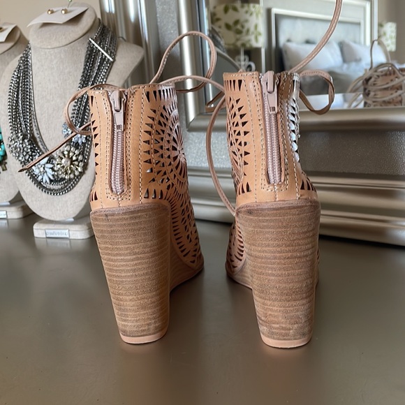 Jeffrey Campbell Wedge Sandals - Picture 7 of 9